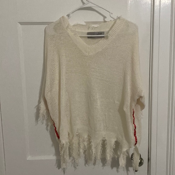 The Nu Vintage cream short sleeved sweater - Picture 1 of 5